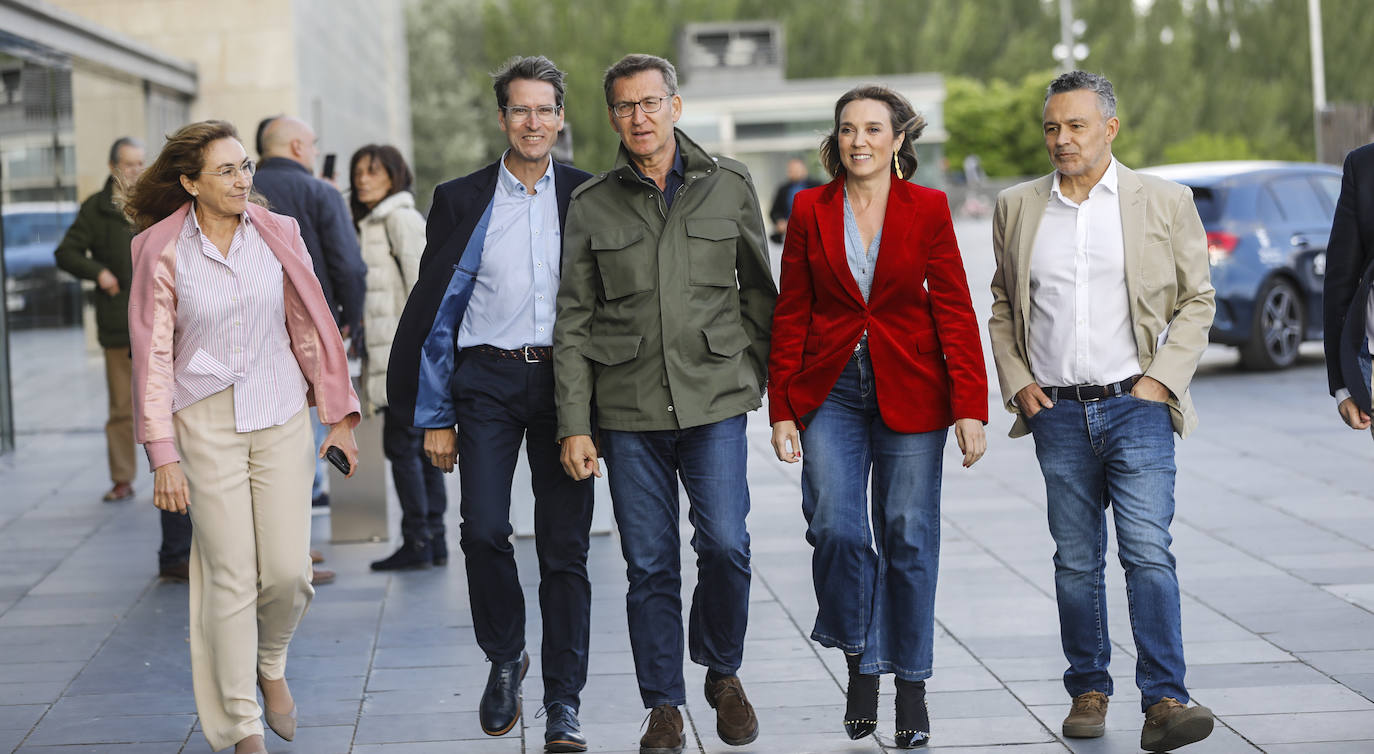 Mitin de Feijóo en Riojafórum