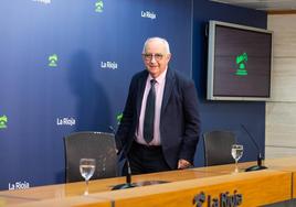 Pedro Uruñuela, consejero de Educación, durante una rueda de prensa.