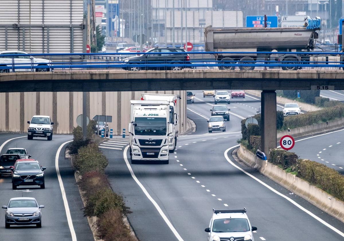 Transportes invertirá 12 millones en la conservación de 166 kilómetros de carreteras riojanas