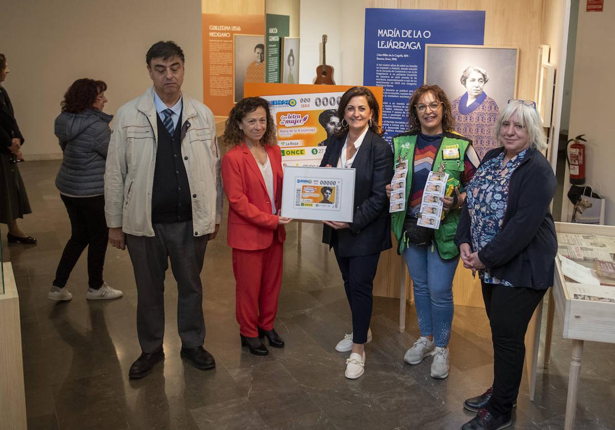 Presentación del cupón de la ONCE sobre María de la O Lejárraga.