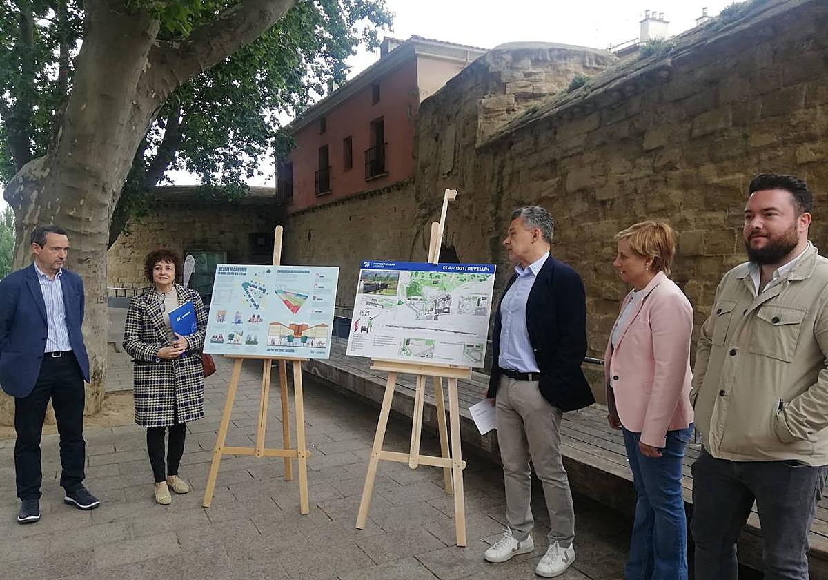 Escobar ha presentado este martes sus proyectos frente a la muralla de Logroño.