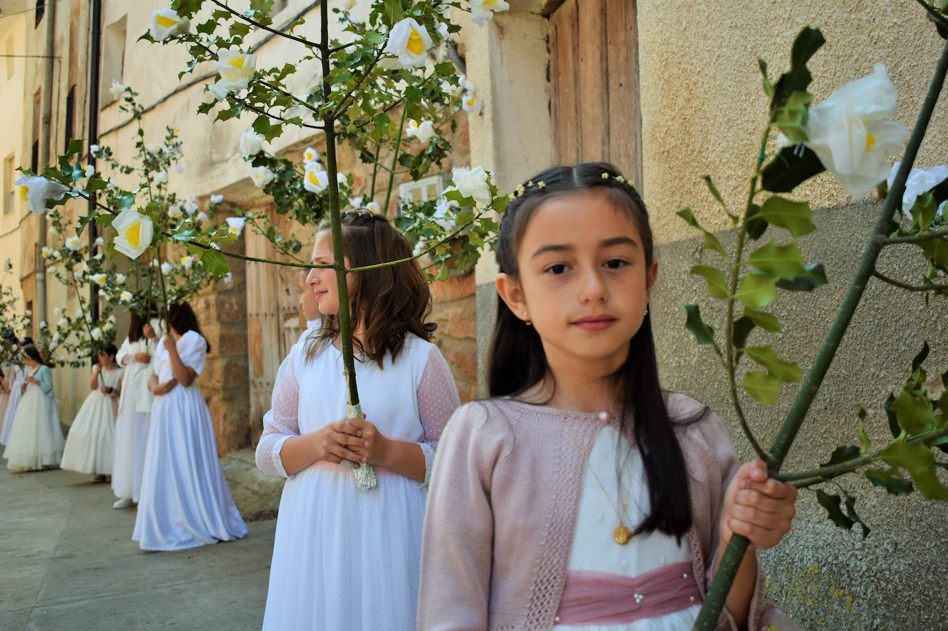 Las doncellas de Sorzano regresan a la Virgen del Roble