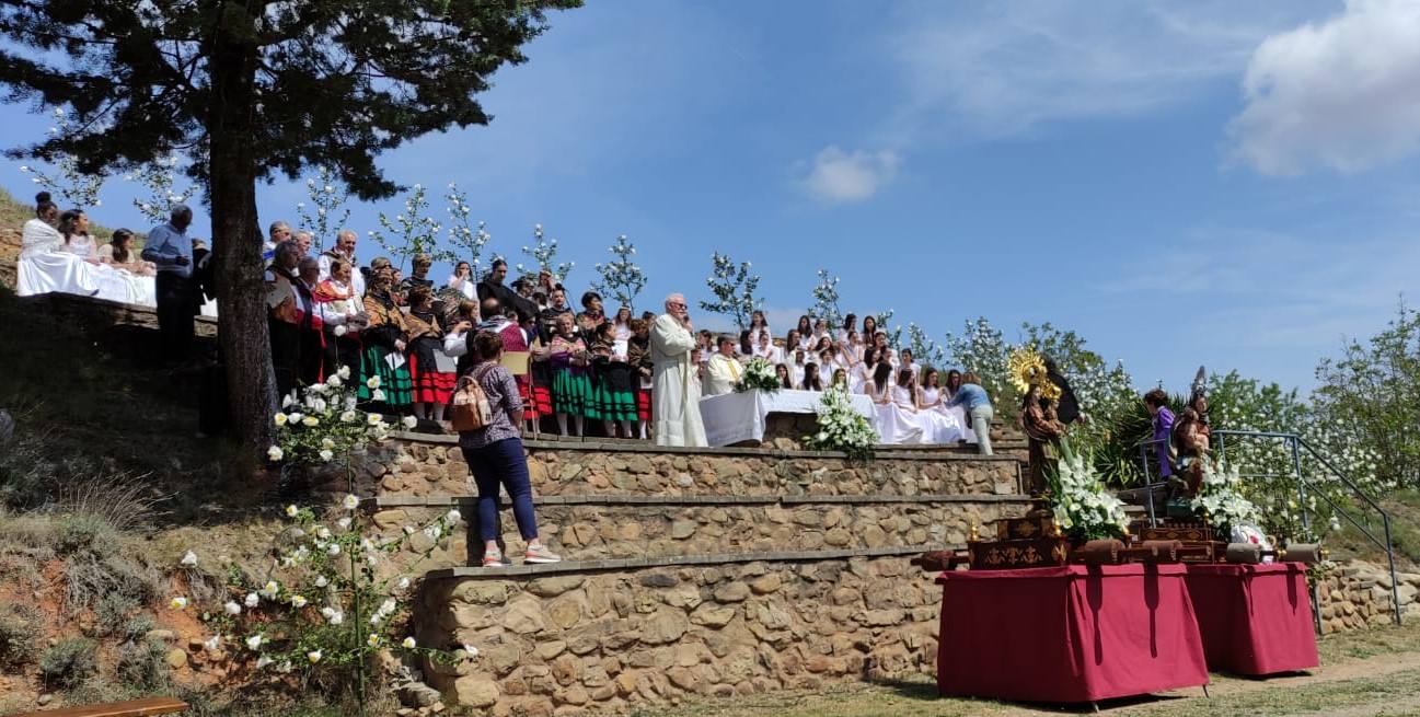 Las doncellas de Sorzano regresan a la Virgen del Roble