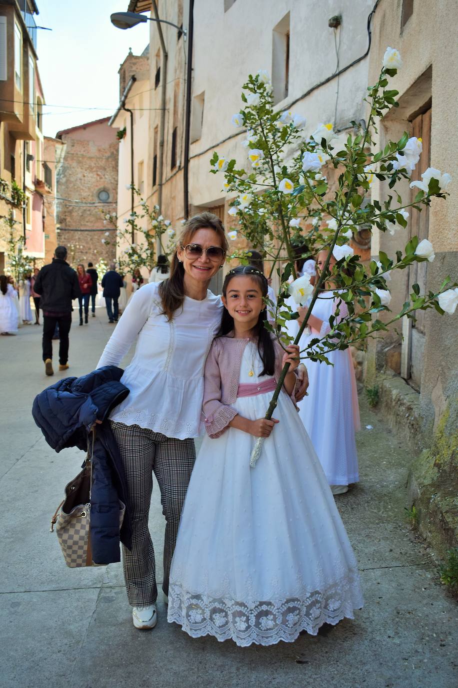 Las doncellas de Sorzano regresan a la Virgen del Roble
