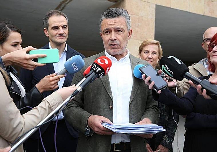 Conrado Escobar, durante la rueda de prensa.