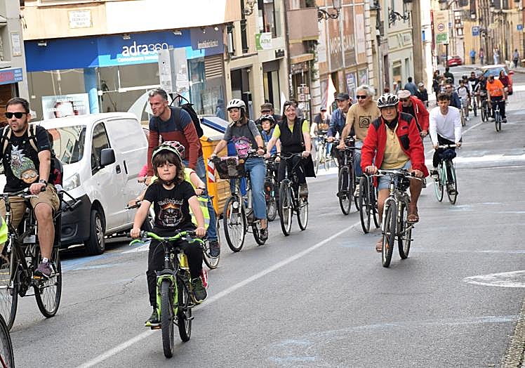 Imagen principal - Las bicicletas son para Logroño