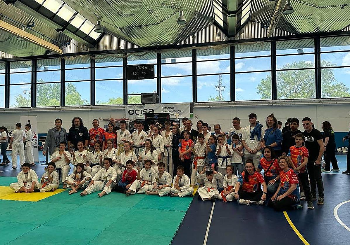 Los participantes del Campeonato Interautonómico de Kyokushin