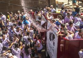 En el fragor de la batalla. Empapados de fiesta, en la edición del año pasad