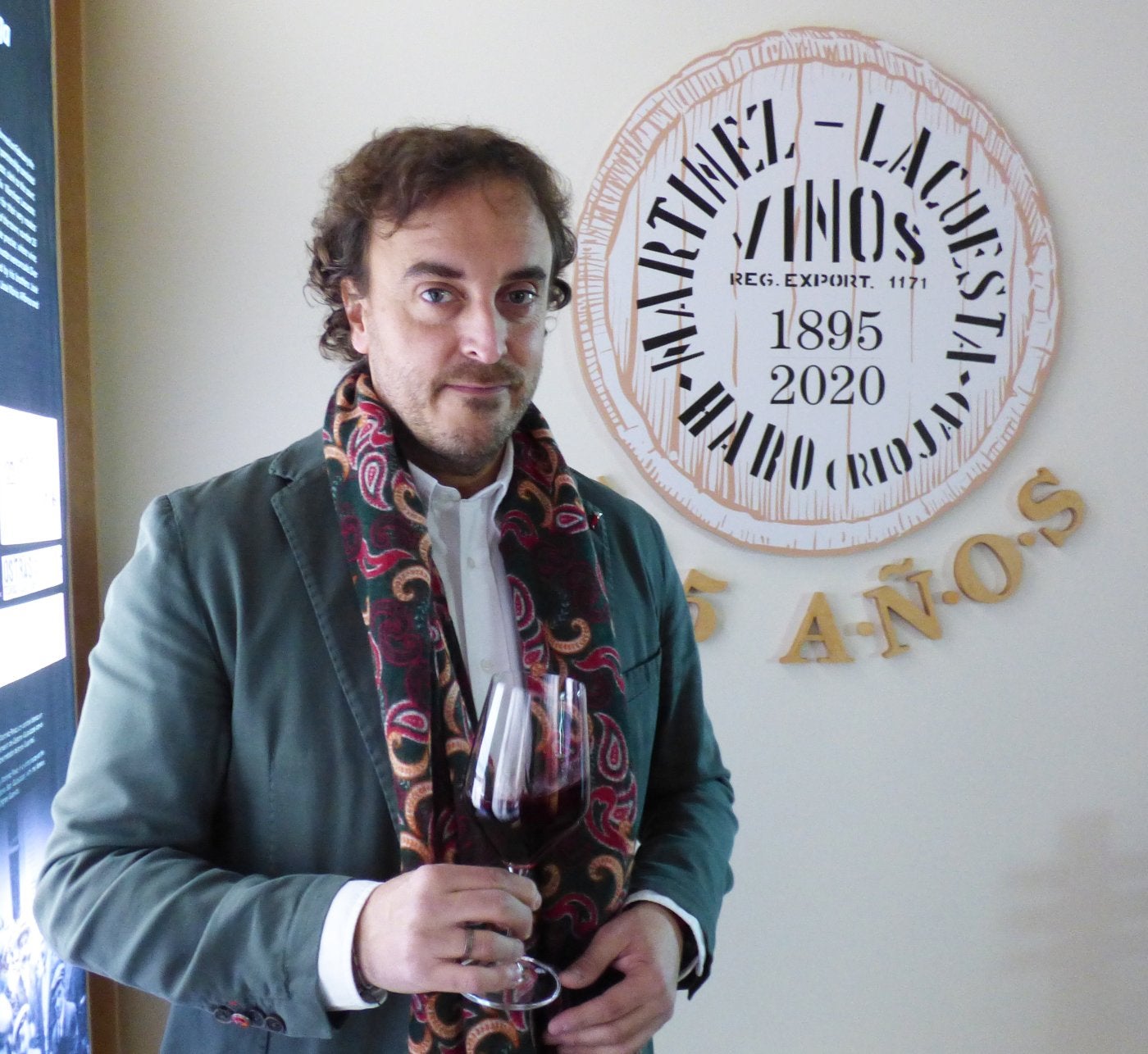 Javier Bañales, en bodegas Martínez Lacuesta.