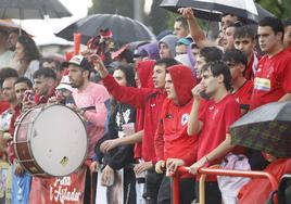 Los seguidores de La Calzada no dejaron de animar.