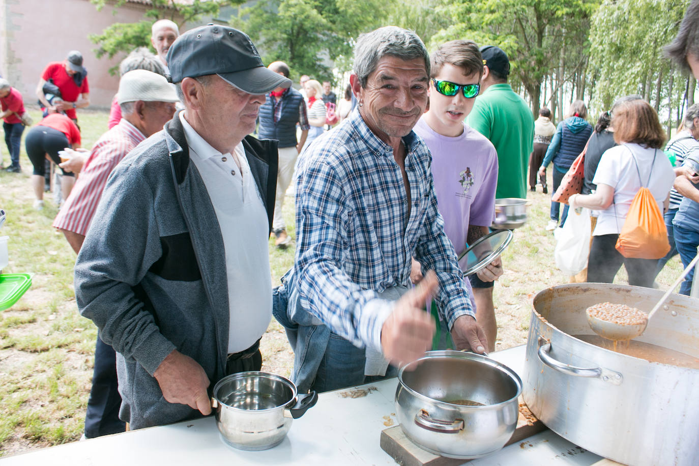 Romería a Las Abejas, esta vez a por lentejas