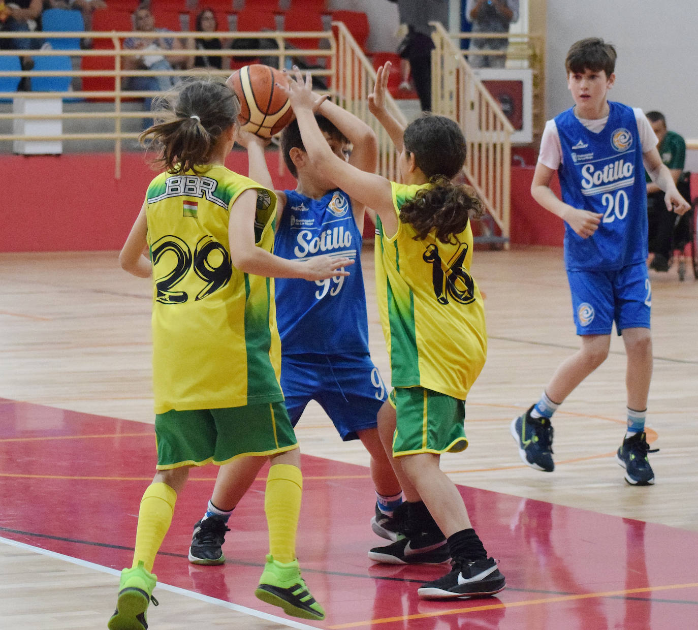 Berón y Sotillo ganan el Día del Mini