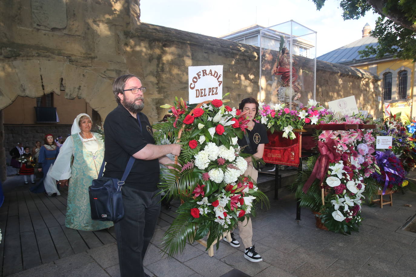 Ofrenda floral a San Bernabé