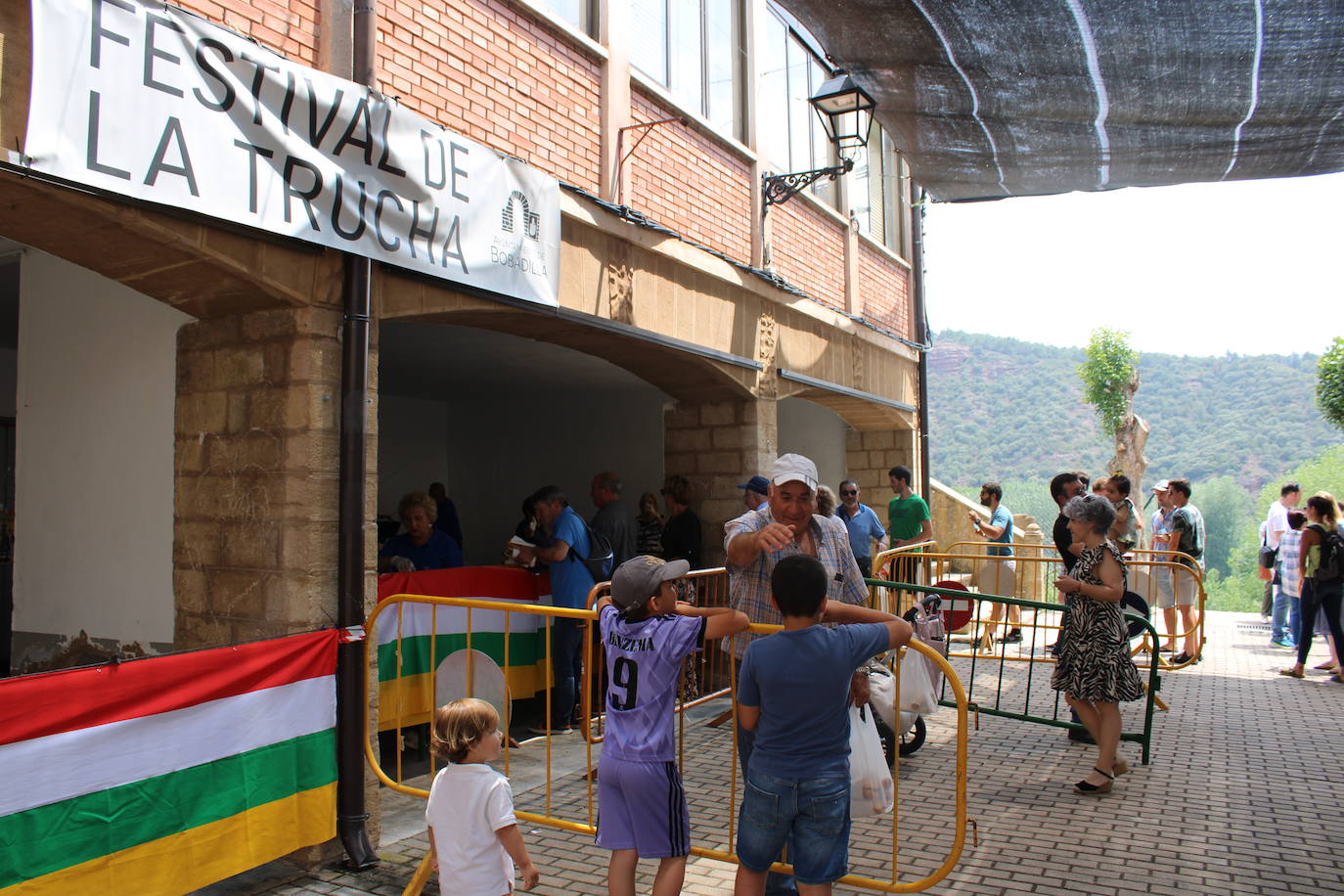 Bobadilla celebra el Festival de la Trucha