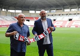 Eduardo Guerra y Juanma Barroso, en el verde de Las Gaunas.