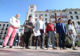 El PP ya compareció junto a algunos ciudadanos, el relojero San Román incluido, cuando se cumplió un año sin escuchar la alarma precisamente para reclamar su vuelta.