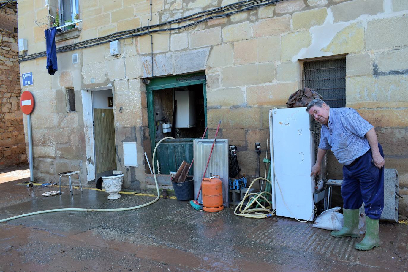 Las inundaciones afectaron a las calles de Fuenmayor