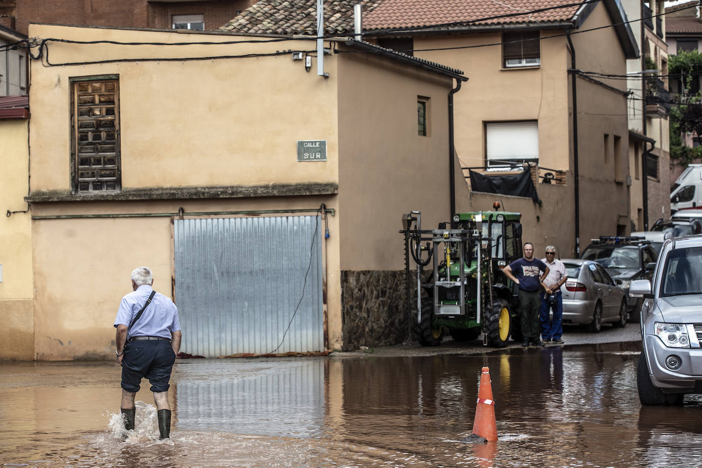 Los vecinos de Uruñuela limpian las calles