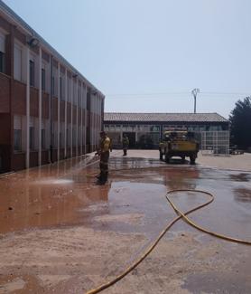 Imagen secundaria 2 - Continúan los trabajos de limpieza en Huércanos