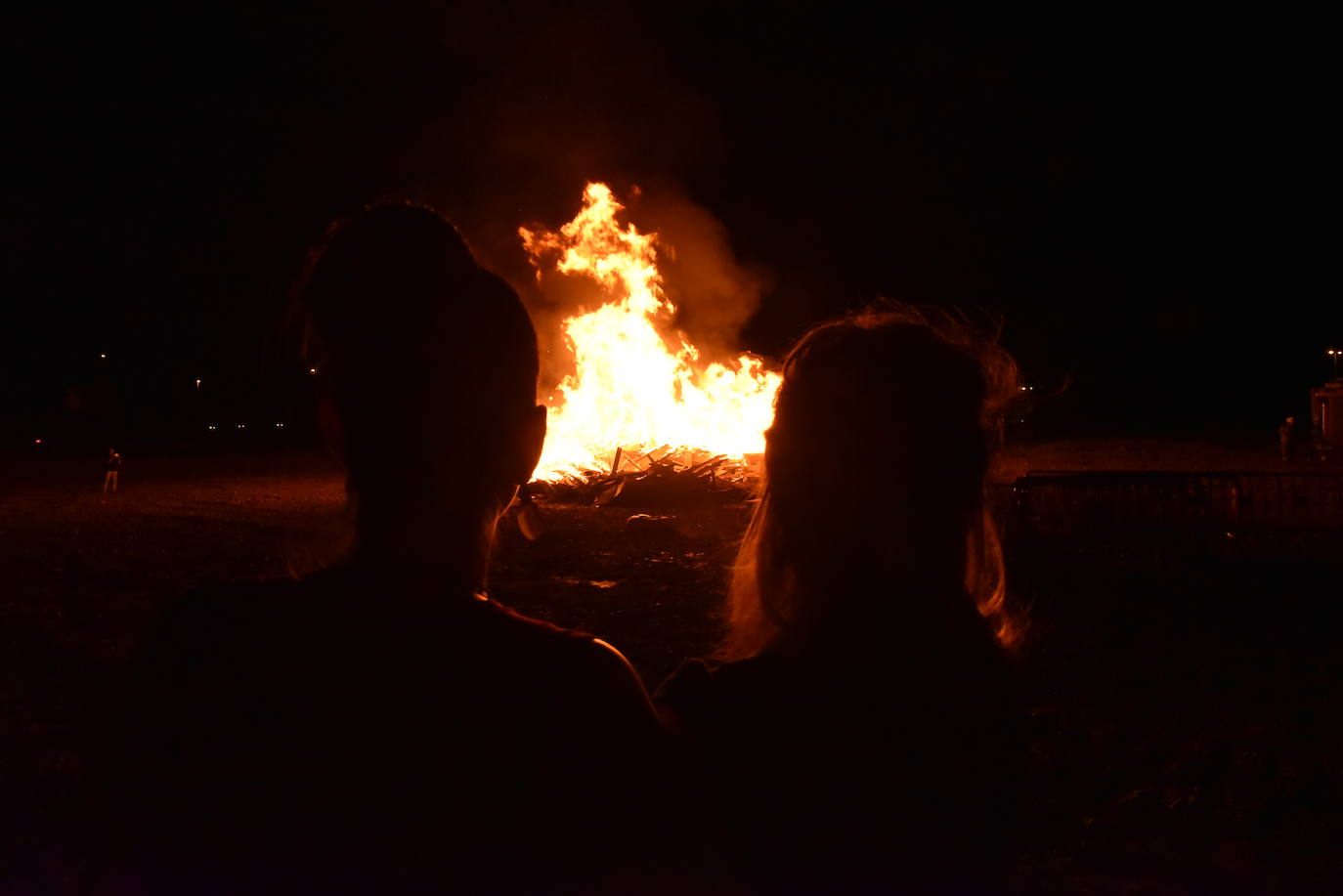 Hogueras en el barrio de La Estrella