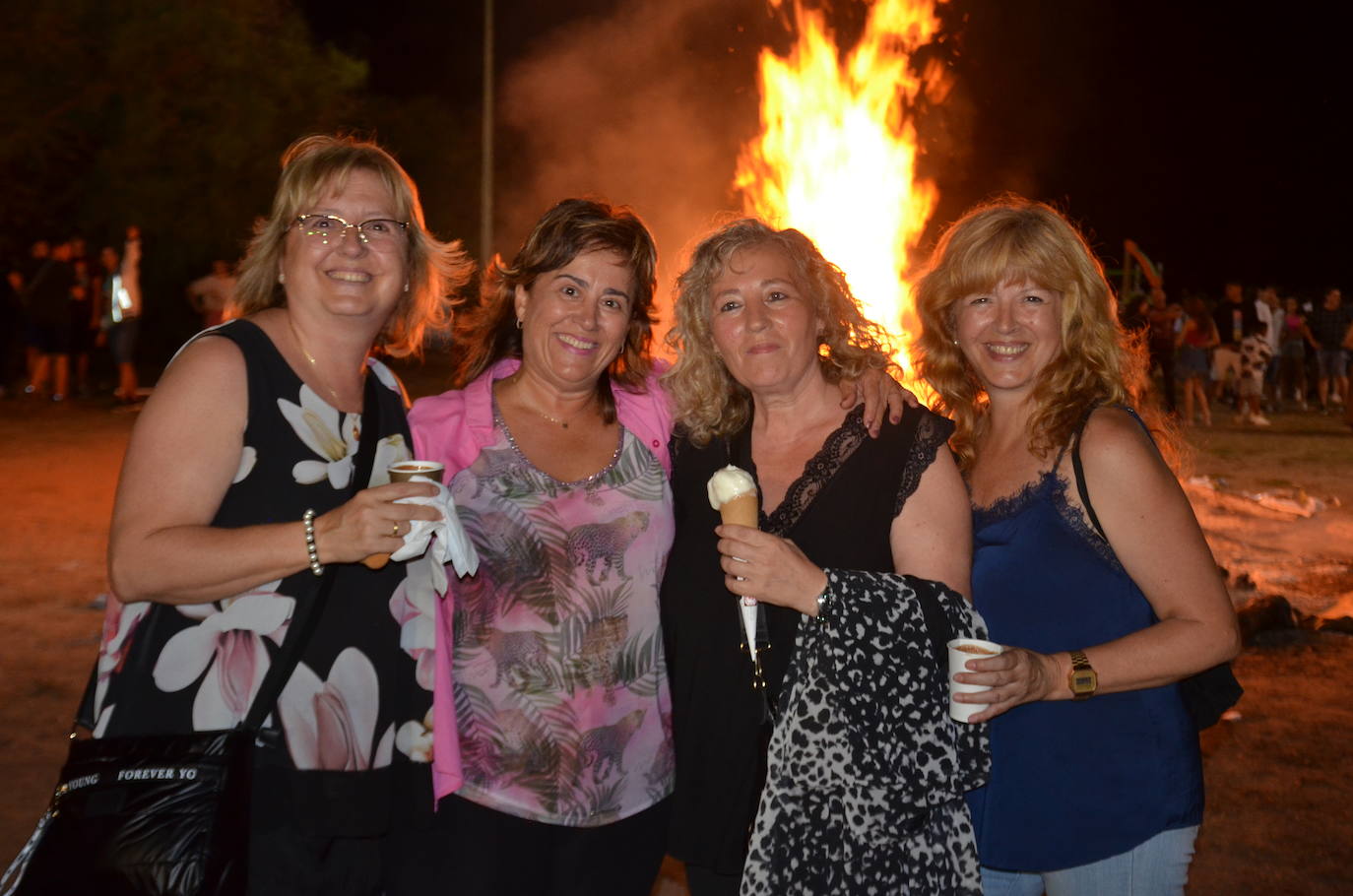 Calahorra disfruta con las hogueras de San Juan