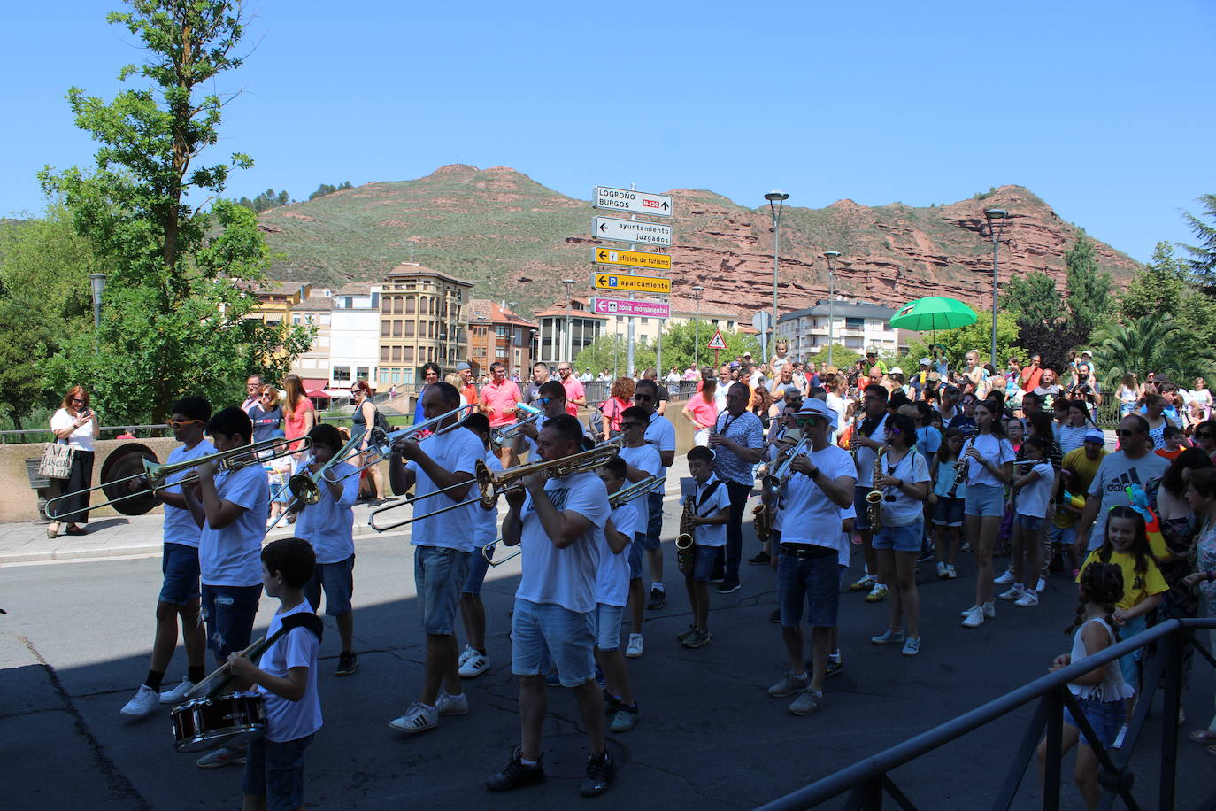 Chiquivueltas y guerra de agua en las fiestas de Nájera