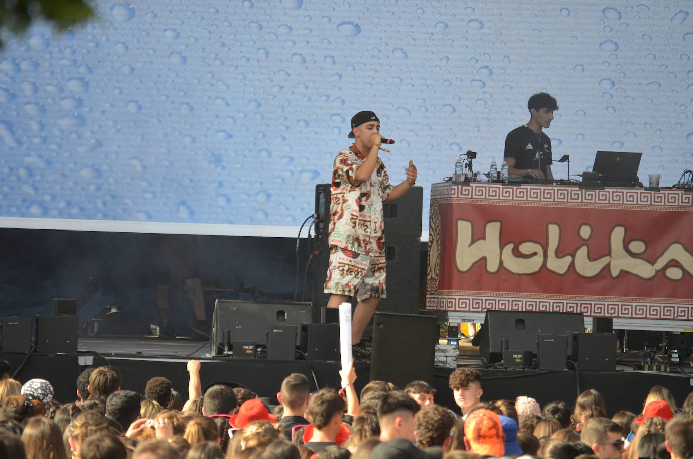 La jornada del viernes por la tarde en el Holika