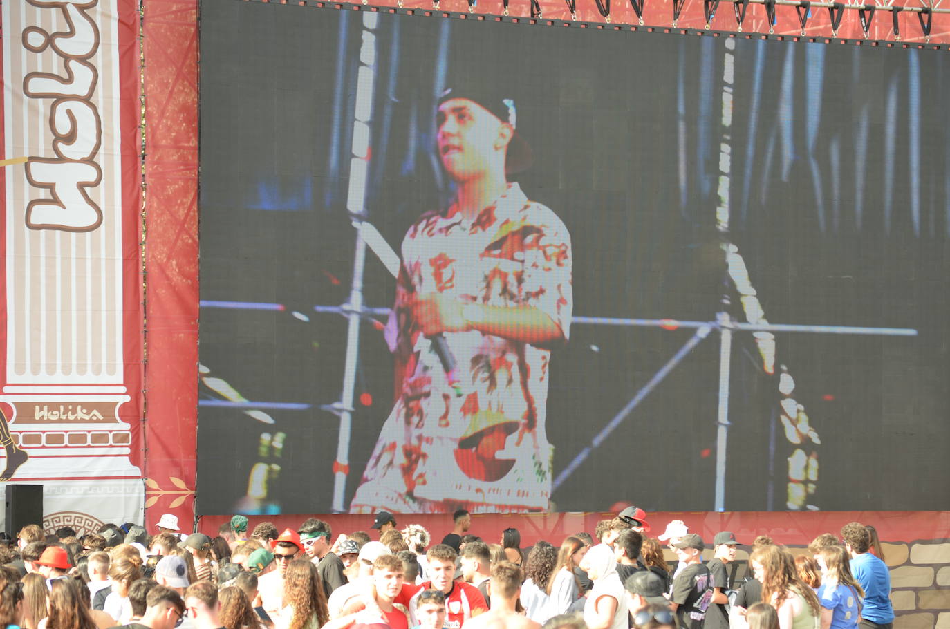 La jornada del viernes por la tarde en el Holika