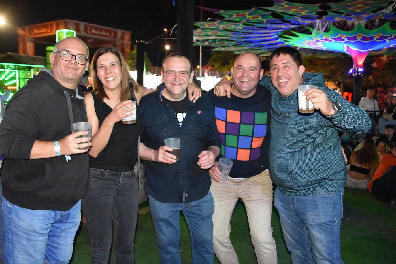 Viernes noche en el Holika