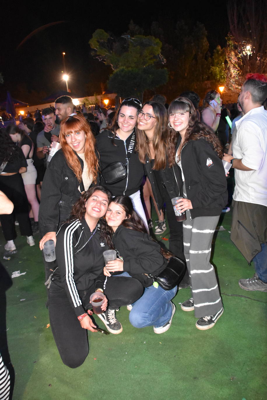 Viernes noche en el Holika