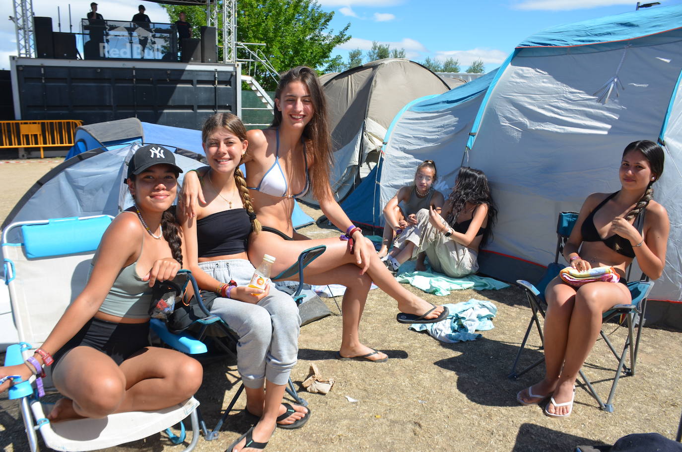 La acampada del Holika no para