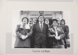 Cuarenta años de 'Las elecciones autonómicas en La Rioja', en la Sala de Exposiciones Ibercaja