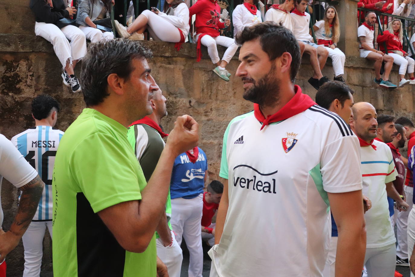 Decenas de riojanos van cada día a los encierros de San Fermín y después vuelven al trabajo