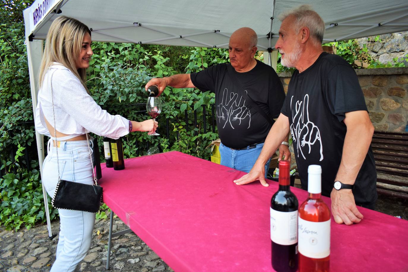 Torrecilla en Cameros celebra la I Fiesta del Vino de Rioja Solidario