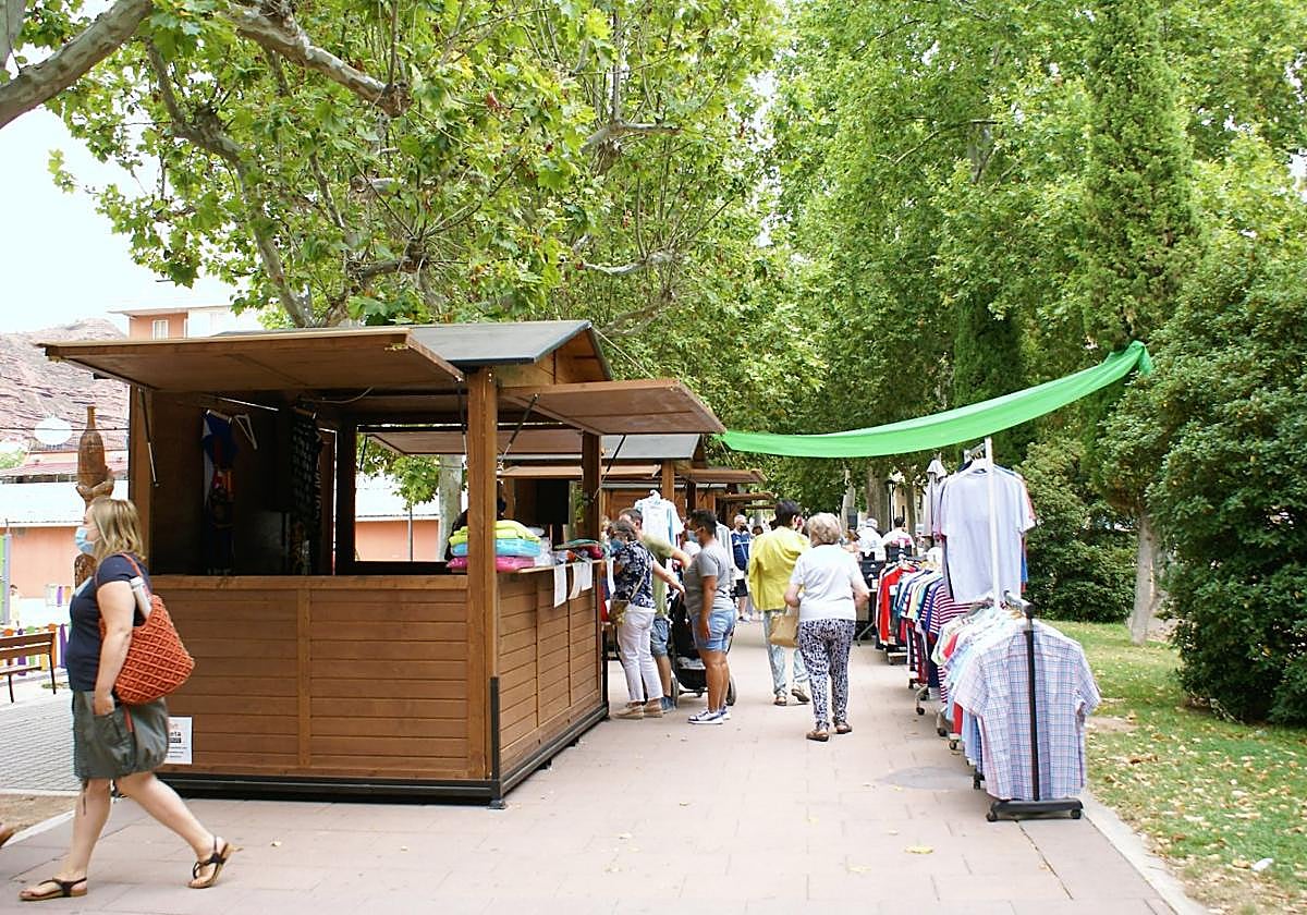 Una de las pasadas ediciones de Nájera Stock, celebrada en el paseo.