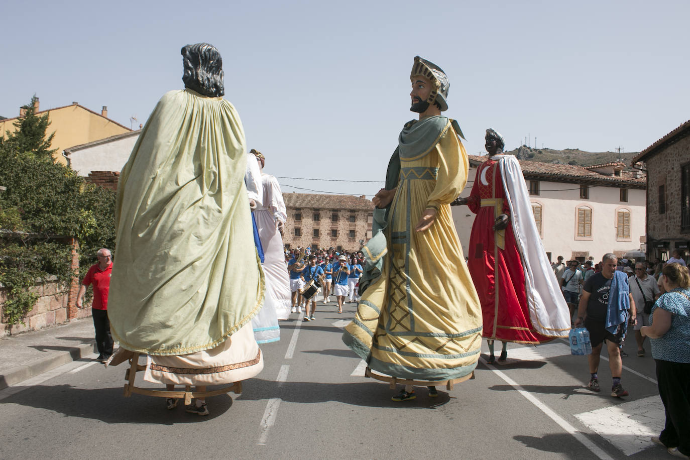 Ezcaray ya disfruta de sus fiestas