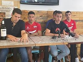 Presentación del torneo Bodegas Tarón, que se disputará en Navarrete.