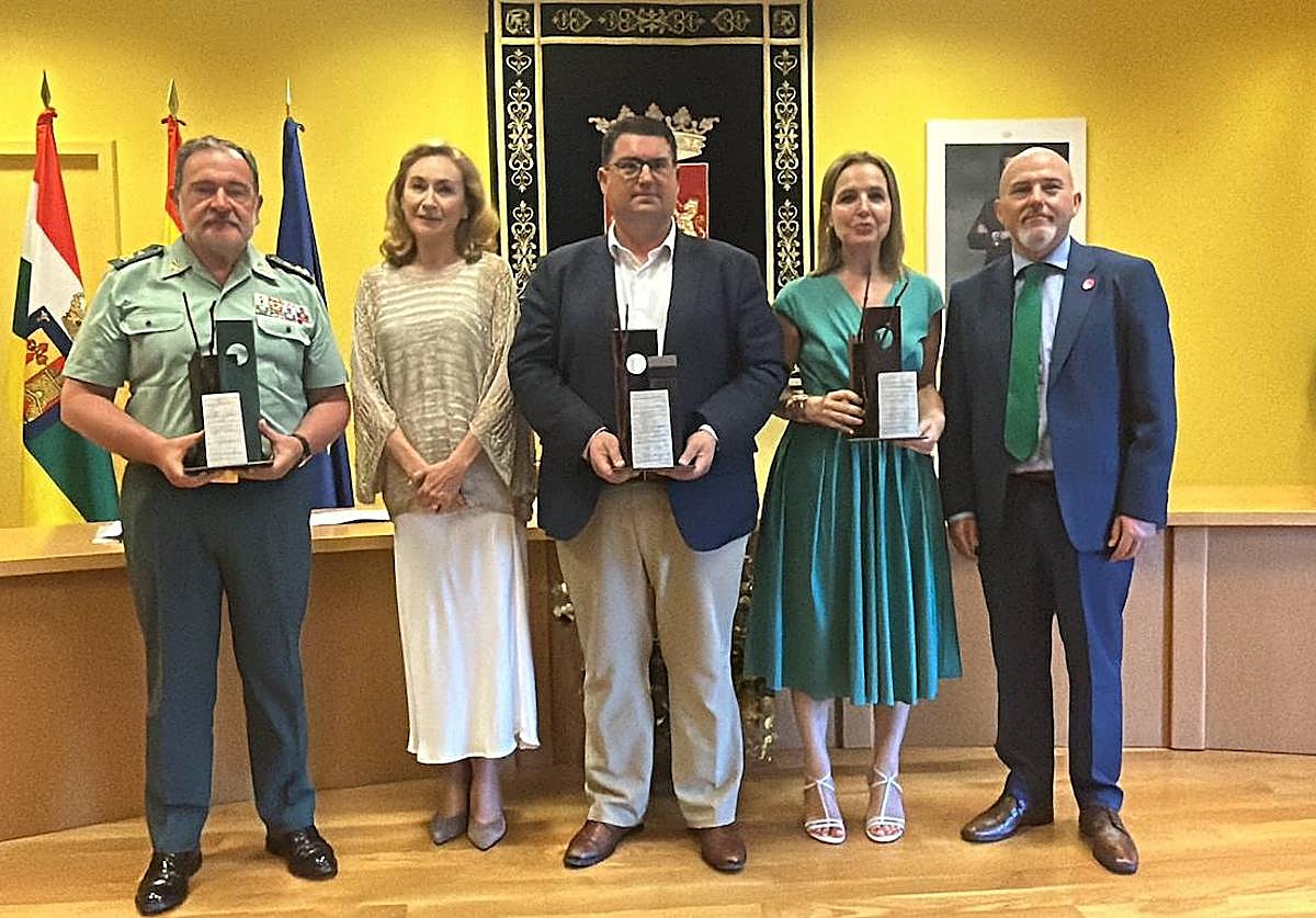 Beatriz Domínguez, Pablo Salas y Torrecilla en Cameros, nuevos socios de honor de &#039;Vida por Vida&#039;