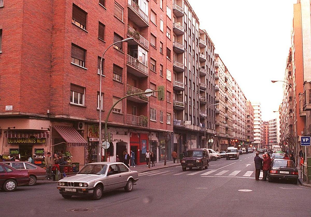 Una avenida de sur a norte