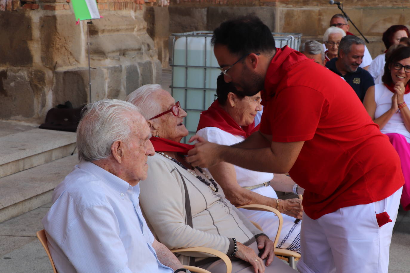 Los mayores protagonizan la fiesta en Alfaro