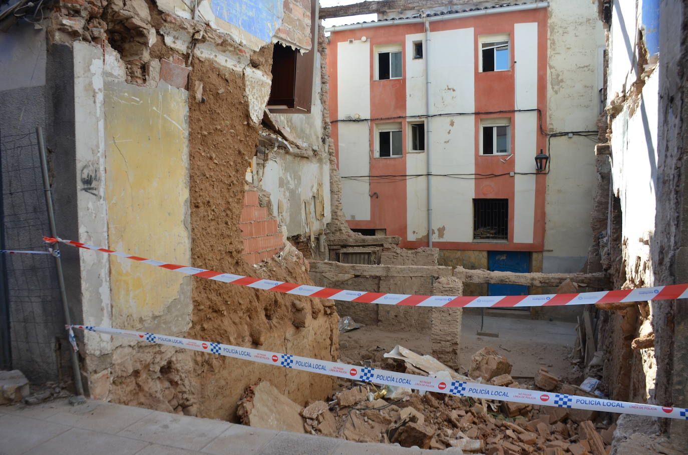 Derrumbe de un edificio en la calle San Andrés de Calahorra