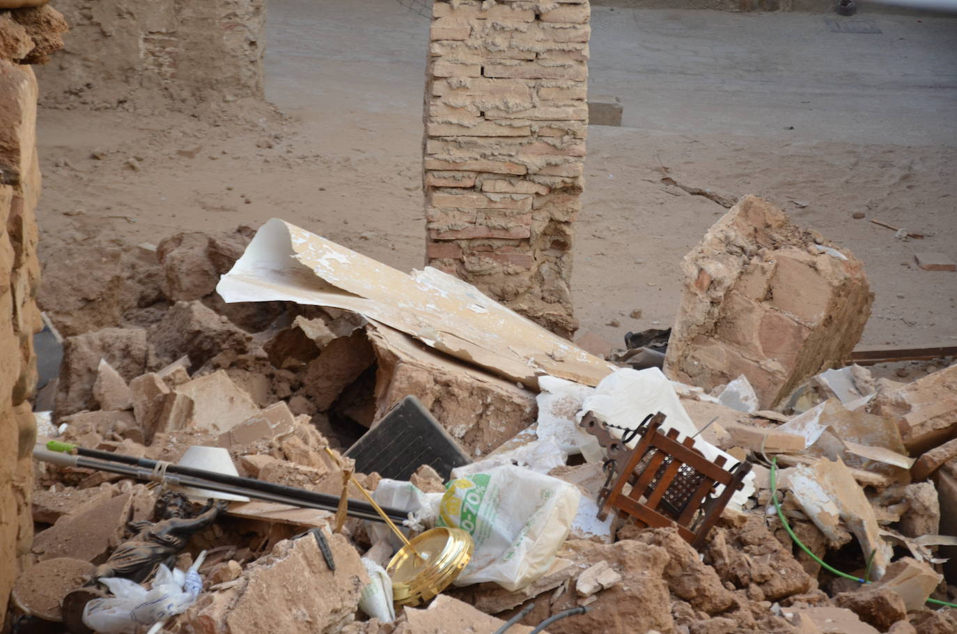 Derrumbe de un edificio en la calle San Andrés de Calahorra