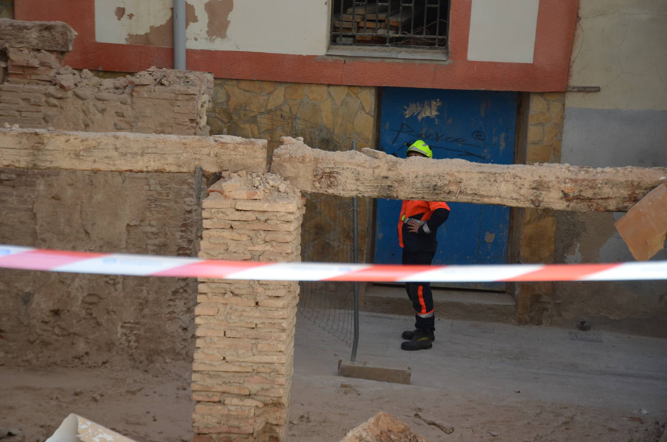 Derrumbe de un edificio en la calle San Andrés de Calahorra