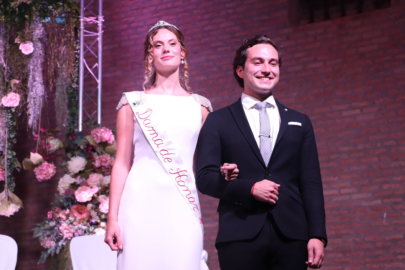 Pregón y coronación en Aldeanueva de Ebro