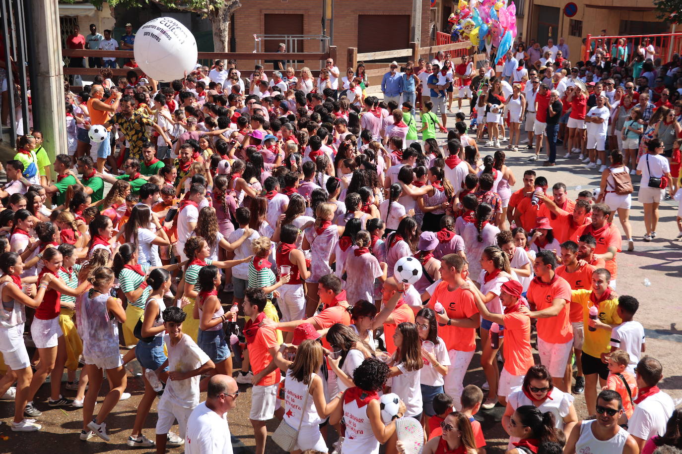 Aldeanueva ya disfruta de las fiestas de San Bartolomé