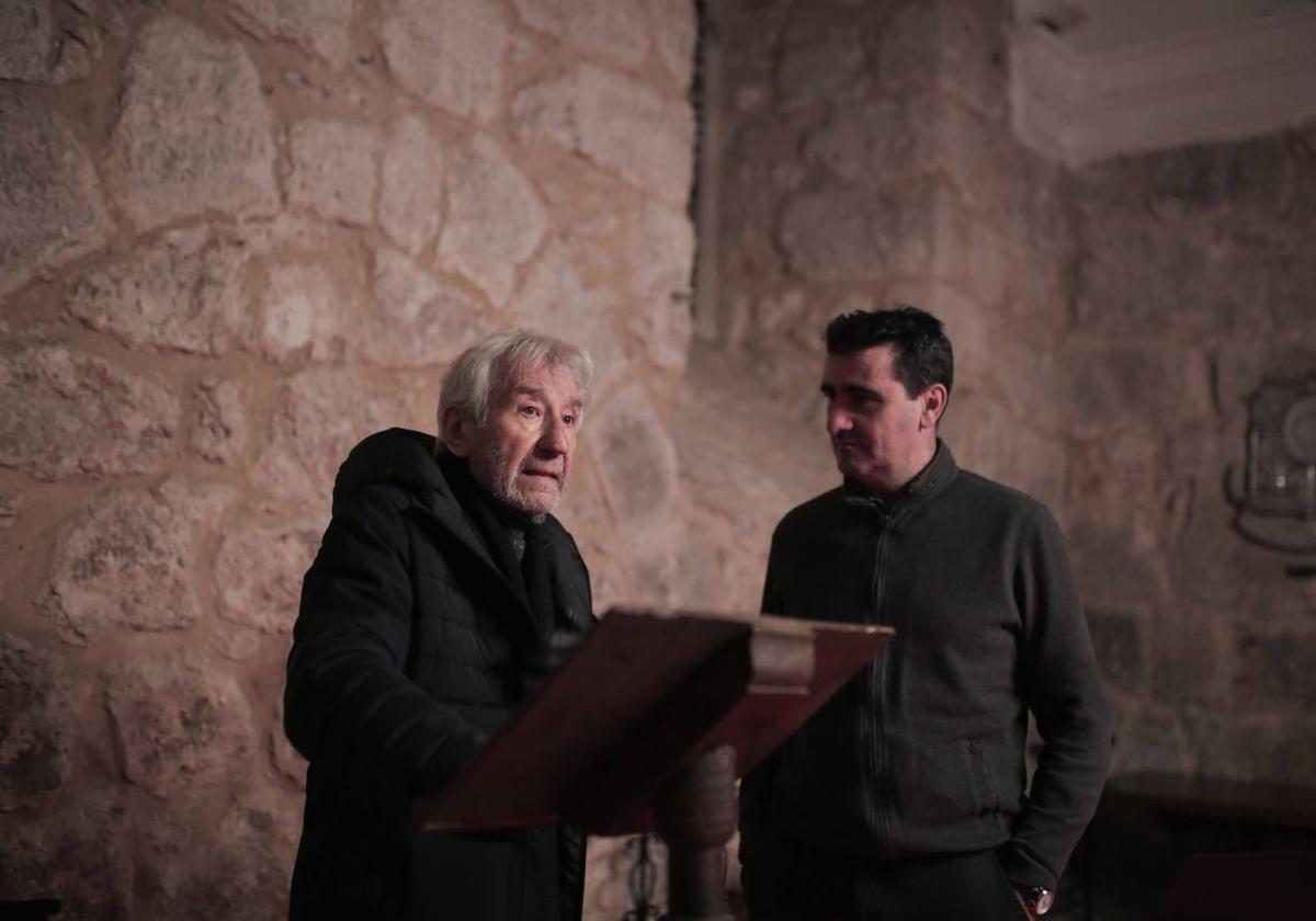 El actor José Sacristán y el director de Voces de la Lengua, Ignacio García.