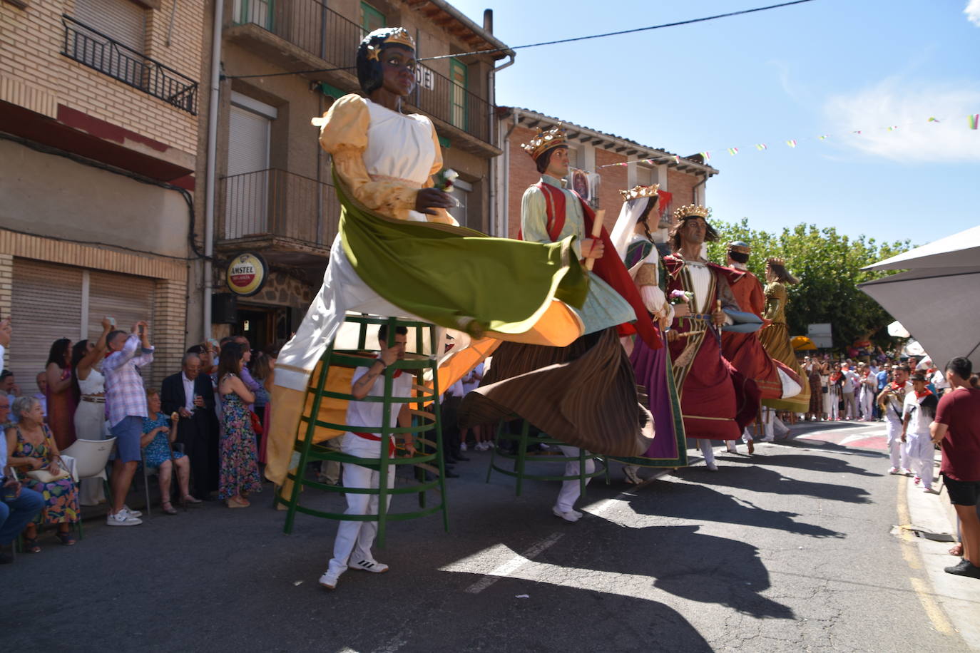 Día grande en las fiestas de Cervera