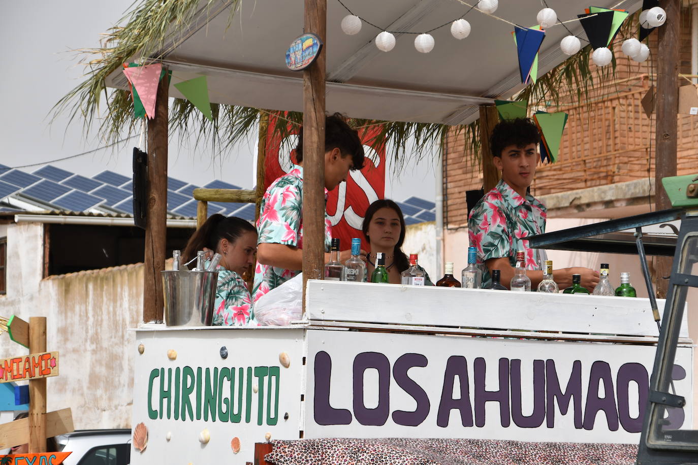 Chupinazo y carrozas de Pradejón