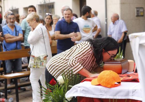 La despedida a Manuel Montoya en Santurde