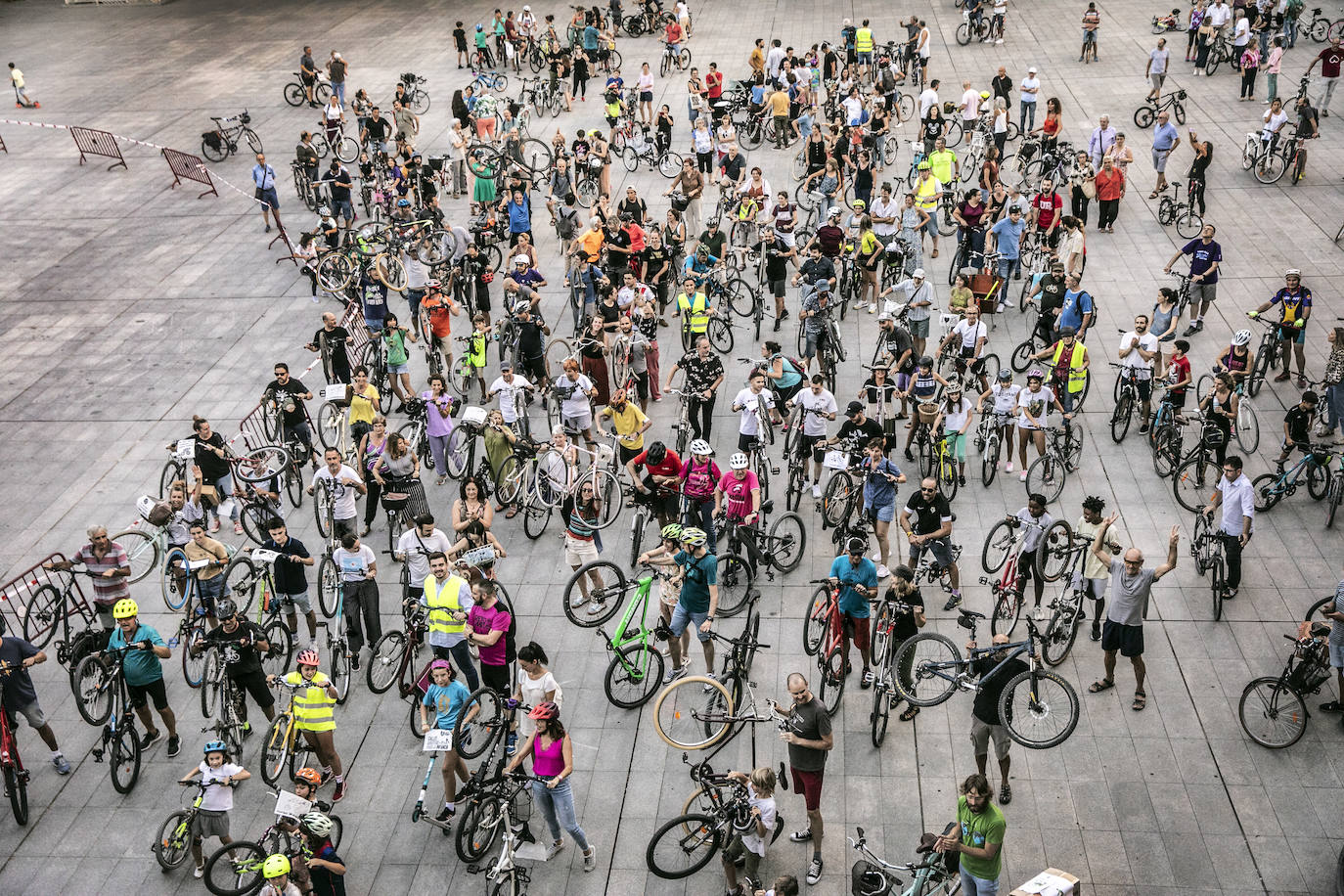 Manifestación de ciclistas en Logroño